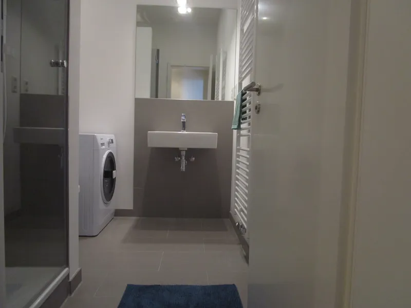 Simon-Dach-Kiez: Möblierte Wohnung von Privat  / Furnished Apartment in cool Friedrichshain — photo 1
